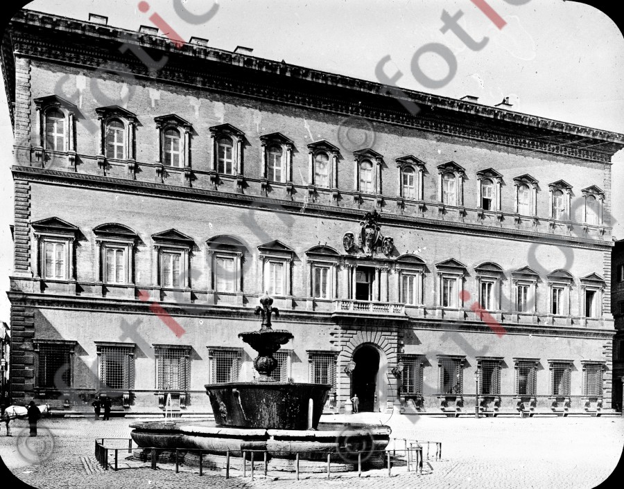 Palazzo Farnese | Palazzo Farnese (foticon-simon-025-052-sw.jpg)